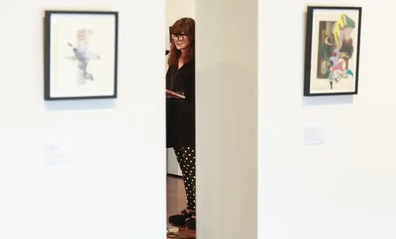 isabel-coixet-zinemagileak-azken-hamabost-urteotan-egindako-collageak-bildu-dituzte-san-telmo-museoan