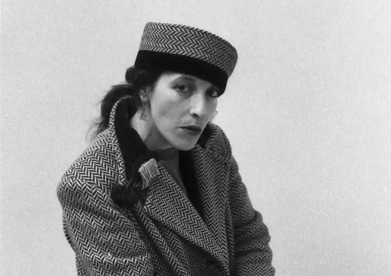 artium-museoak-juncal-ballestin-nazioarteko-ikerketa-beka-2026-deitu-du