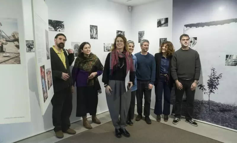 bitartekaritza-partekatuak-erakusketa-zabaldu-dute-txillida-lekun