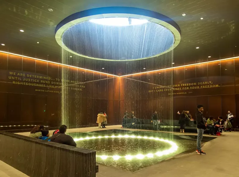 trump-ek-esklabotzari-buruzko-ikuspegia-kritikatu-du-aebetako-museoetan