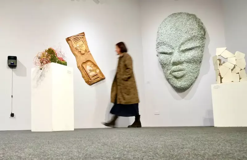 eskultoreak-hemen-eta-orain