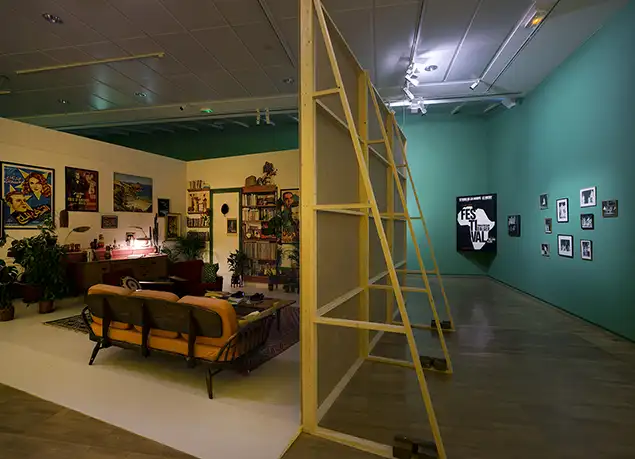 standing-here-wondering-which-way-to-go